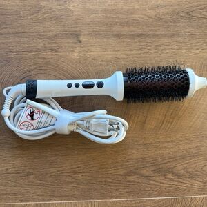 Bondi Boost Thermal Brush - basically new
